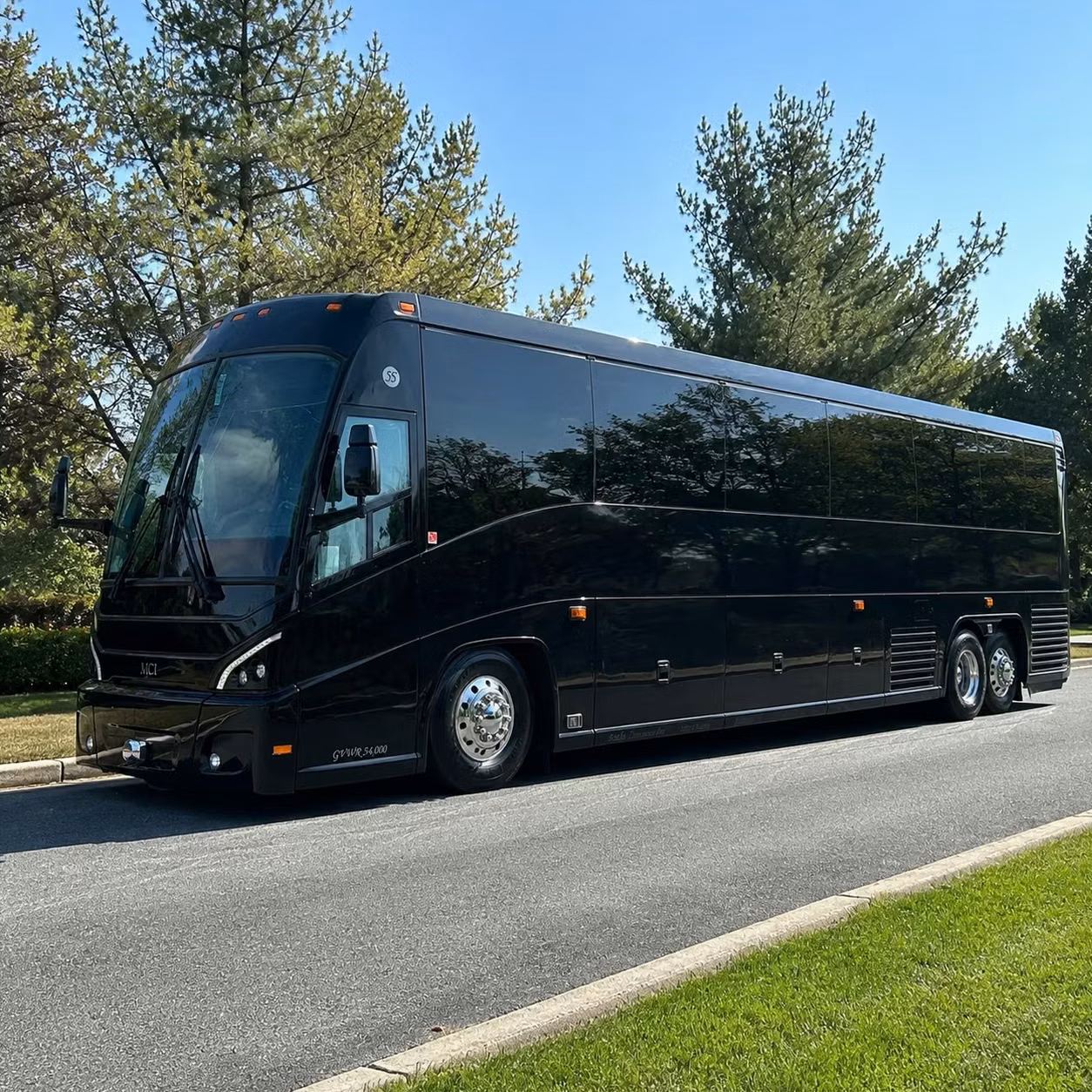 construction crew and worksite shuttles across the livermore area