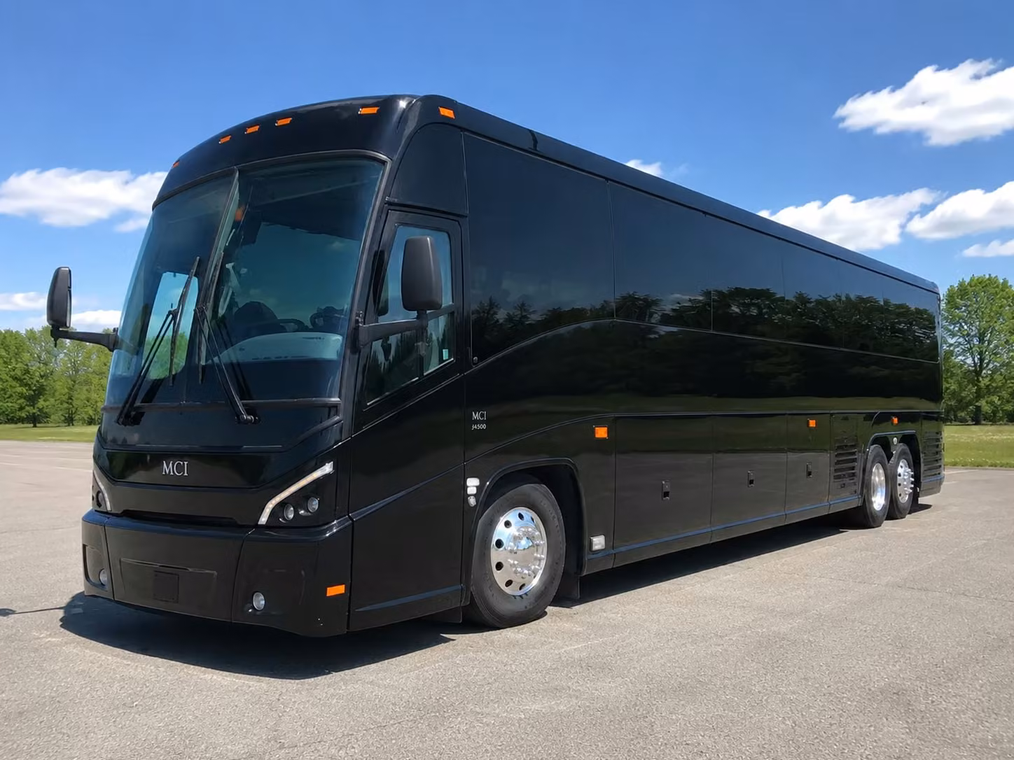 employee shuttle services between livermore and bay area transit hubs